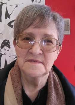 ANA PUJAS (82)